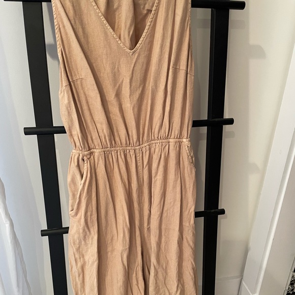Universal Thread Tan Sleeveless Linen Women’s Jumpsuitsuit - Picture 5 of 9